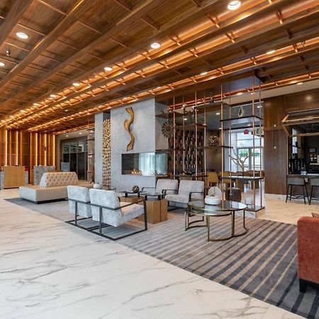 Delta Hotels By Marriott Raleigh-Durham At Research Triangle Park エクステリア 写真