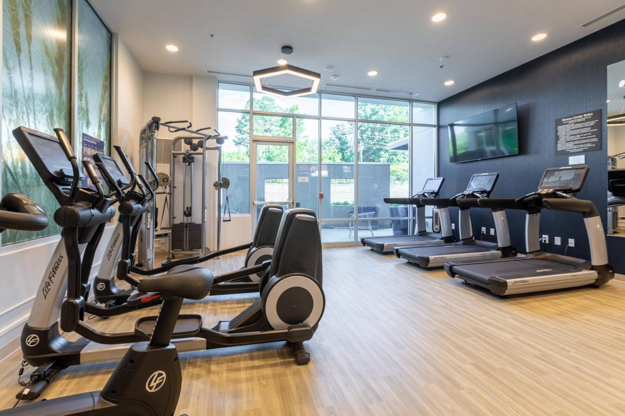 Delta Hotels By Marriott Raleigh-Durham At Research Triangle Park エクステリア 写真